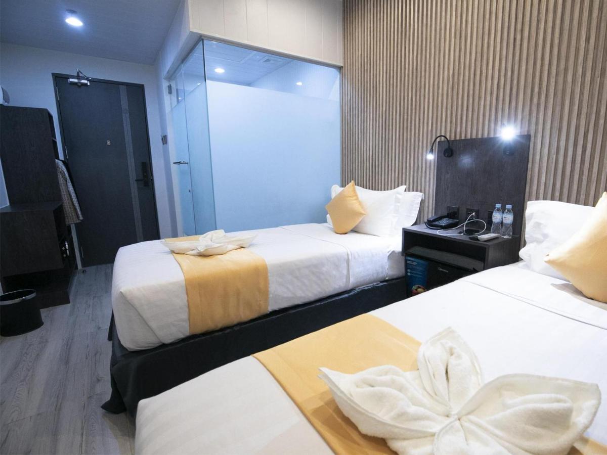 City Pod Hotel Cebu Esterno foto